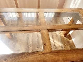 Mesa comedor madera y cristal. URGE!