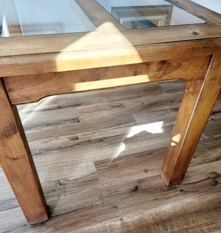 Mesa comedor madera y cristal. URGE!