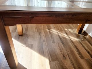 Mesa comedor madera y cristal. URGE!