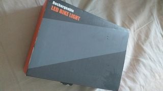 LUZ BICICLETA, PATINETE ELÉCTRICO.