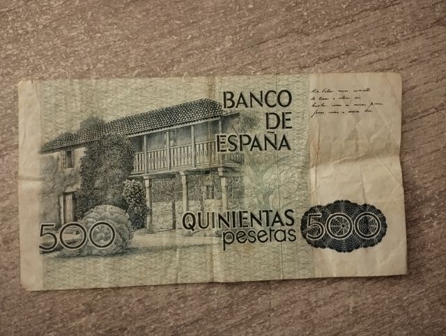 Billetes diferentes valores y años