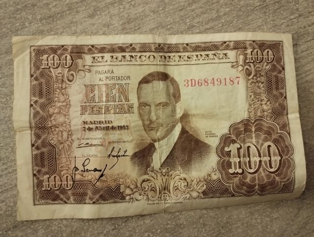 Billetes diferentes valores y años