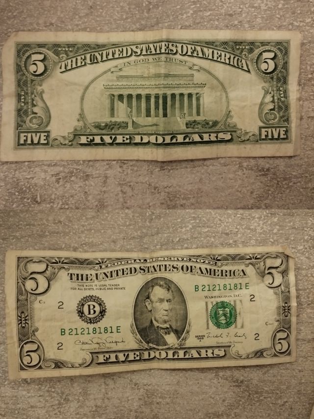 Billetes diferentes valores y años