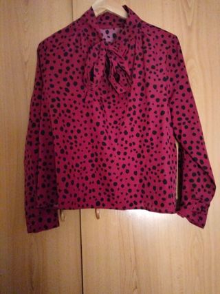 Brusa muy bonita Anudada al cuello!!!