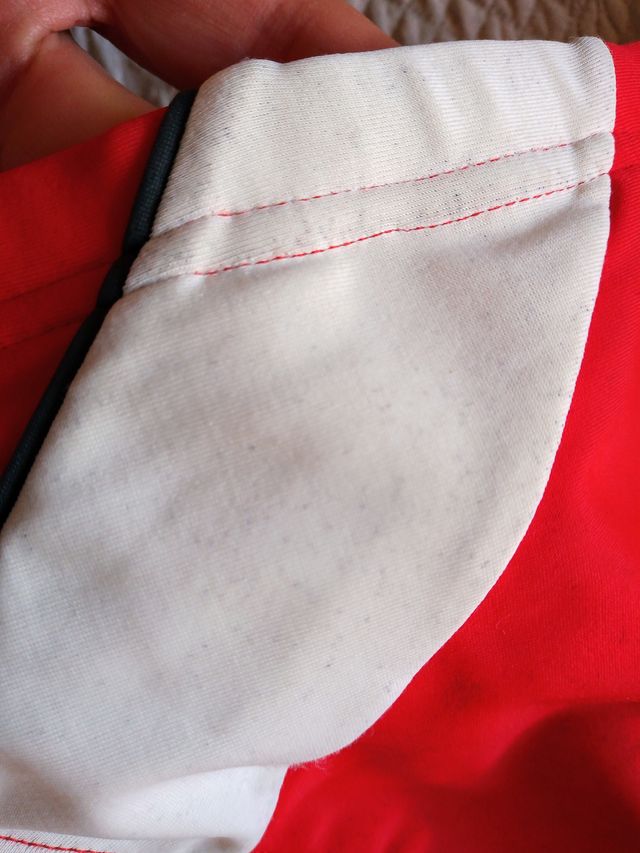 Costume Puma rosso taglia 14 anni