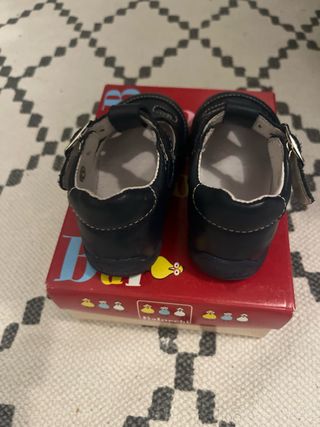 Scarpe primi passi balocchi numero 19
