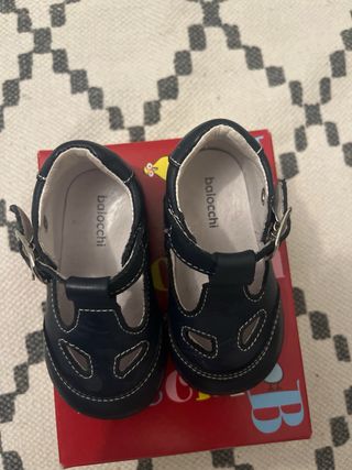 Scarpe primi passi balocchi numero 19