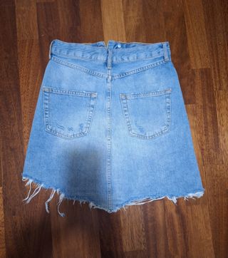 Falda vaquera Zara talla XS corta
