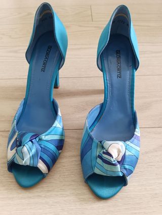 Zapatos tacón Gloria Ortiz azul