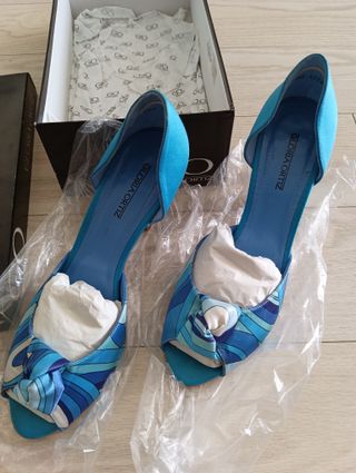 Zapatos tacón Gloria Ortiz azul