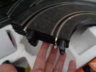 juguete scalextric compact, tiene de recorrido 3,6