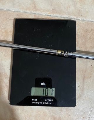 Varilla Acero hierro Golf, R300 105g. Regular.