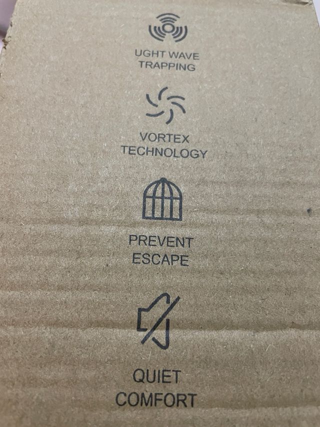 Lámpara antimosquitos