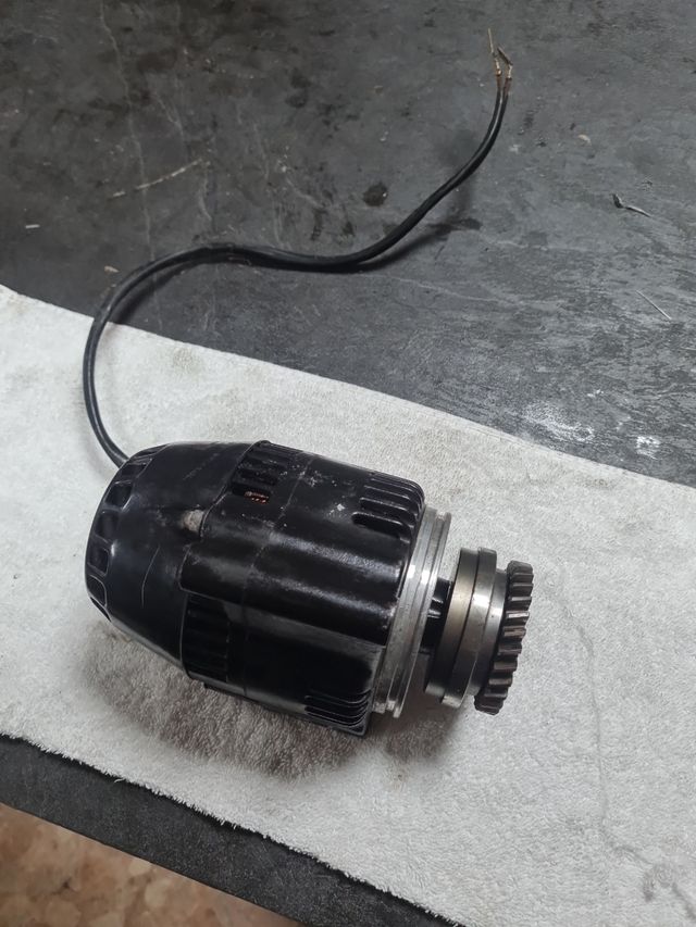 Alternador suzuki gsxf 600 750 1100