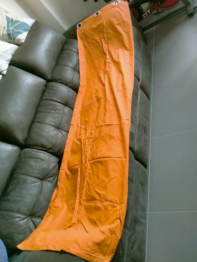 Cortinas naranjas