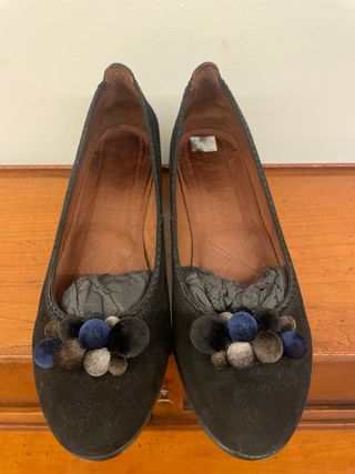 Zapatos de piel negros Hispanitas