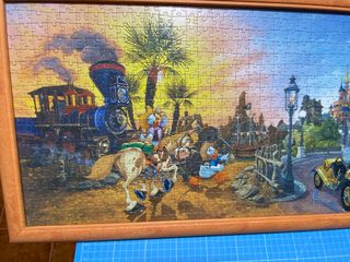 Cuadro 101x38 de puzzle enmarcado Disneyland Paris