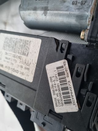 MOTOR ELEVALUNAS PEUGEOT 307
