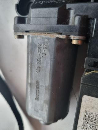 MOTOR ELEVALUNAS PEUGEOT 307