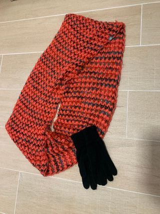 Lote 2 bufandas con guantes 