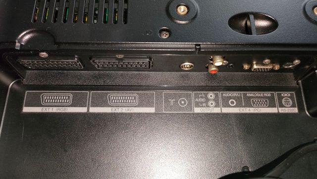 tv sharp lc-20s5e-bk