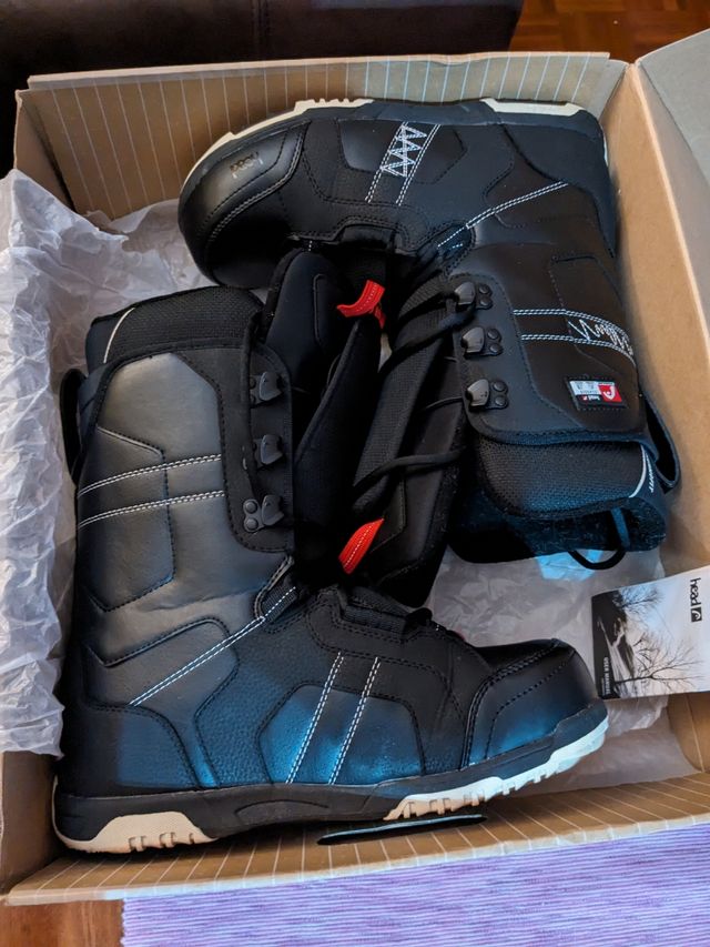 Mesa auxiliar de televisión