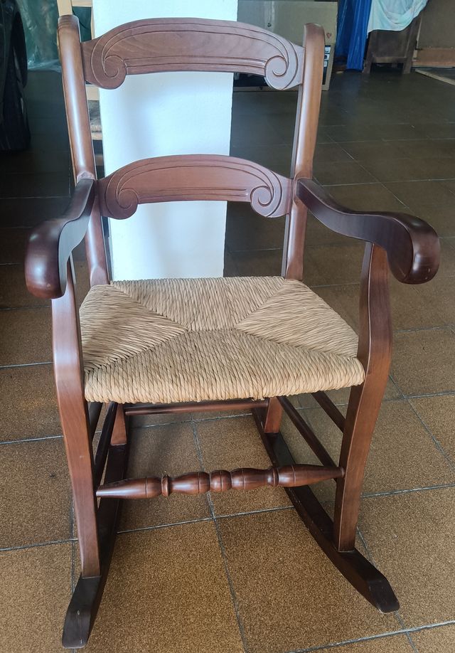 SILLON DE MADERA