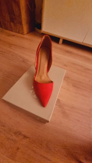 Zapatos rojos salón