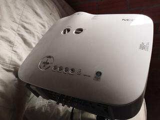 Proyector nec modelo np1150g