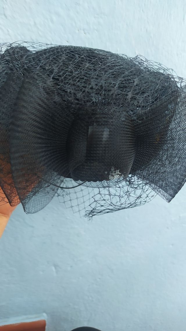 Cappellino elegante donna vintage 