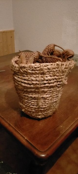 Cesto adorno antiguo