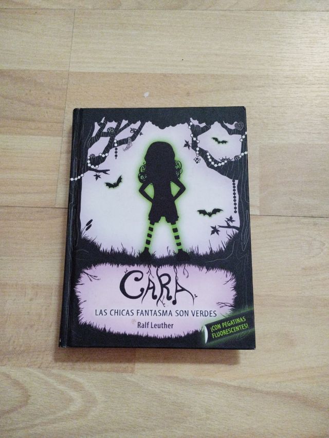 Cara las chicas fantasma son verdes