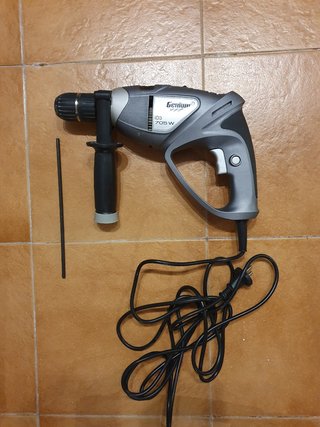 Taladro sin estrenar
