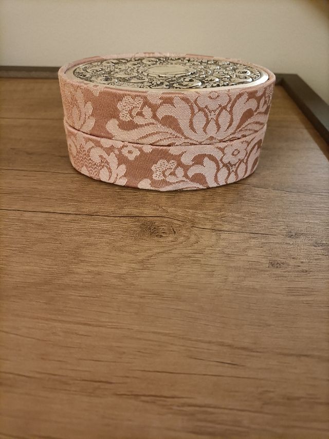 Scatolina/portagioie 