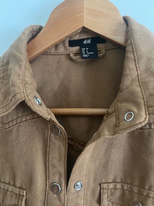 Camisa/sobre camisa de antelina