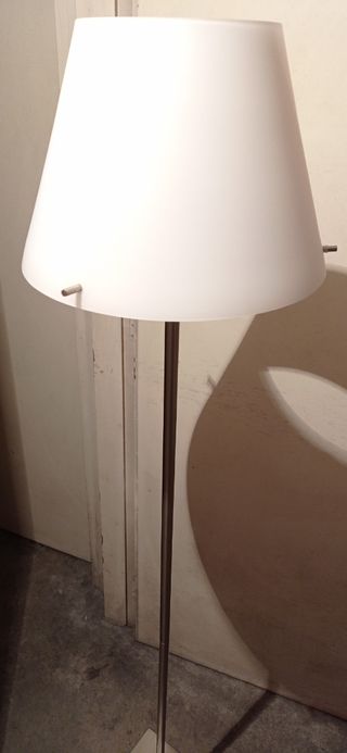Làmpara de pie