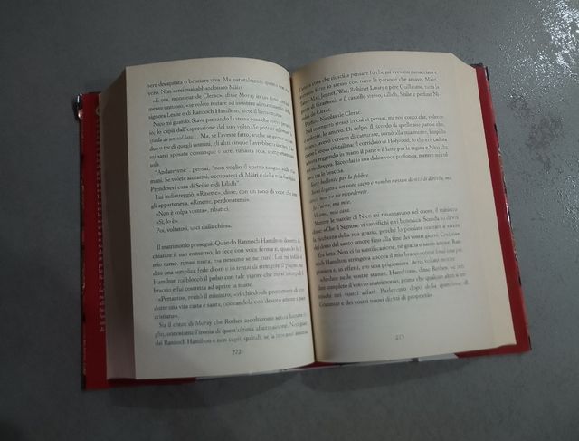 La lettrice di fiori di Elizabeth Loupas