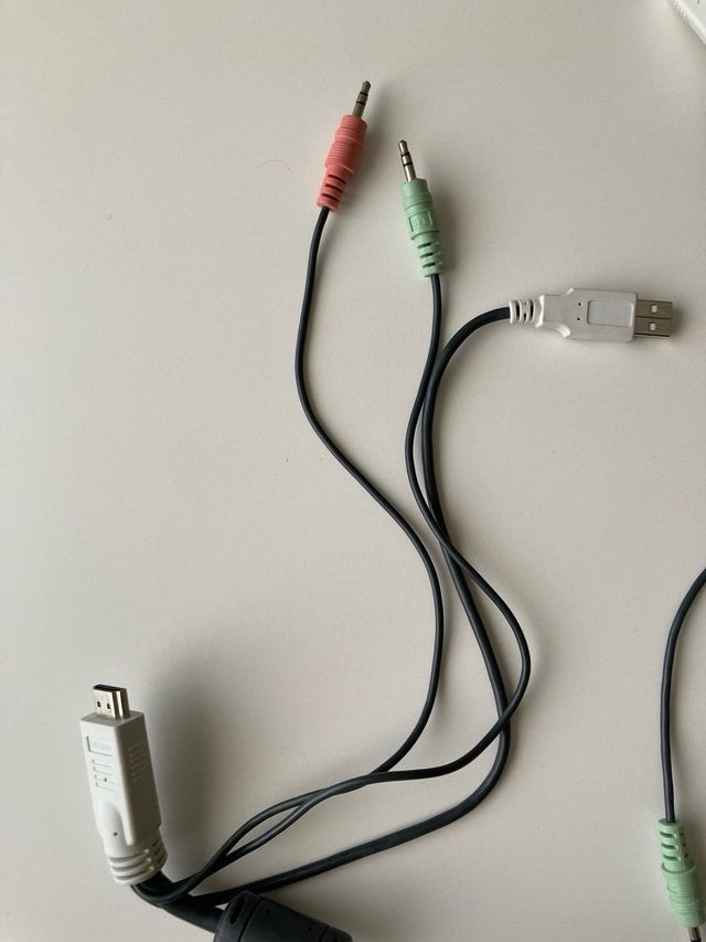 ORDENADOR INFORMATICA SWITCH