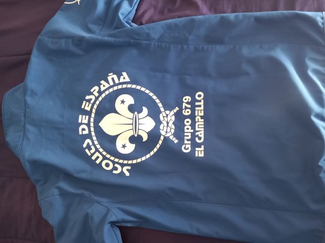 Chaqueta cortavientos polar scout