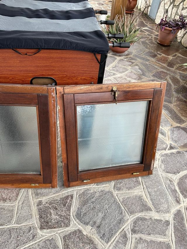 Finestre in legno massello 