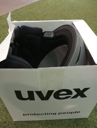 Uvex legend casco de esqui. Nuevo.