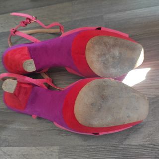 Sandalia Zara. Talla 39. Una puesta