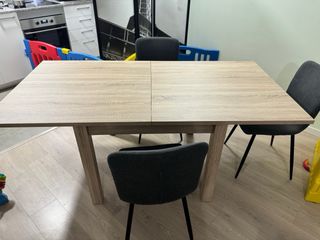 Mesa de comedor extensible
