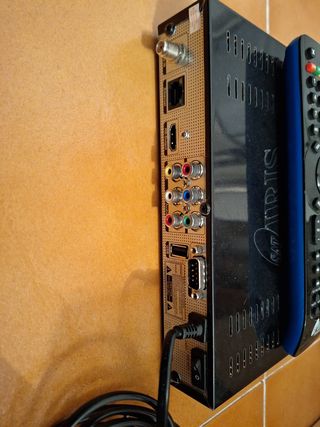 IRIS 9900HD02 Decodificador SAT