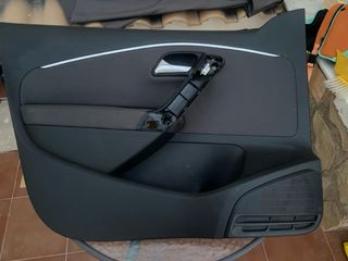 Tapizado  de puerta del coche