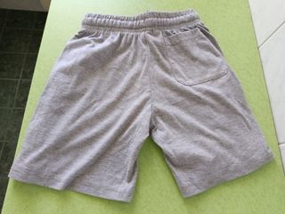 Pantaloncino bimbo 4/5 anni
