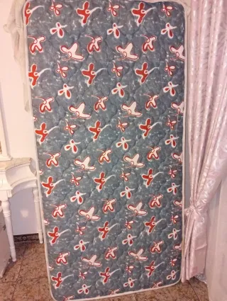 Somier de Base Tapizada Nuevo!! 90cm, 1,80cm largo