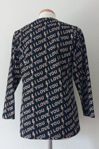 Conjunto pantalón y camiseta .