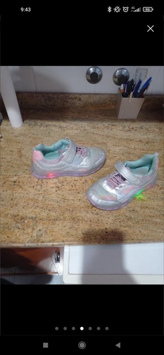 Zapatillas deportivas infantil
