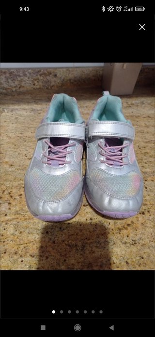 Zapatillas deportivas infantil